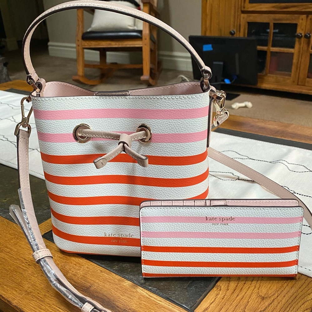 Kate Spade bucket bag and matching wallet.